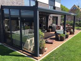 Rasenkante An Der Terrasse Sehr Sauber Uberdachte Terrasse Ideen Rasenkanten Gartendekoration