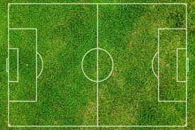 Die linien um den strafraum gehören, wie dies (im fußball) auch in anderen fällen so geregelt ist, zum strafraum. Fussball Spielfeld Daten Masse Sport Regeln Spielregeln De