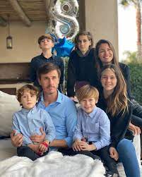 Check spelling or type a new query. Pampita Tuvo Un Tierno Gesto Con Benjamin Vicuna