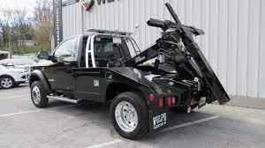 Commercials typically depict pickup truck buyers as towing fiends, hauling their boats and horses and atvs around constantly. 4 Different Types Of Tow Trucks And Car Carriers To Purchase West End