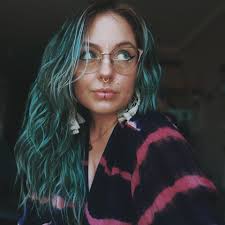 Pic of Ryan Taylor Maddox & my clapper for attention 🤣 Headed back home at  6-7am from Texas Any cheap deals