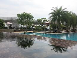 1) hard rock & night market, batu feringghi 2) lorong kulit/rope walk, georgetown 3) yg aku senaraikan ni tempat2 yg sempat kami singgah, ada byk lagi tempat mkn best yg tak sempat kami rasa, ada byk lagi restoran terapung hm sri bagan, bagan lalang. 7 Port Percutian Menarik Di Sepang Selangor Boleh Terjah Libur