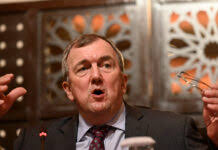 Barrick wants deal with Mali rather than "badly run legal fight"