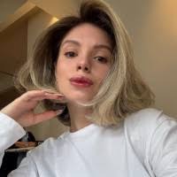 1700+ perfiles de «Kauer»