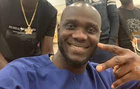 Obama's death threw the entire members of davido music world (dmw), into mourning and opened old wounds of losses in recent years. Pos Cv 1z5s41m
