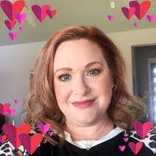 Jessica Torphy's Instagram, Twitter & Facebook