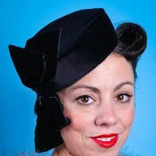 Vintage Robert Galer Original Hollywood Velvet Hat