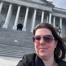 Kari Hampton (@DrHamptonLU)