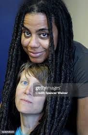 Lori Weiner's Instagram, Twitter & Facebook