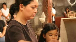 Inang Yaya (2006) directed by Veronica Velasco, Pablo Biglang-awa •  Reviews, film + cast • Letterboxd