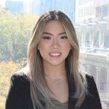 Elena Van's Instagram, Twitter & Facebook