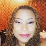 Kimberly Laughlin's Instagram, Twitter & Facebook