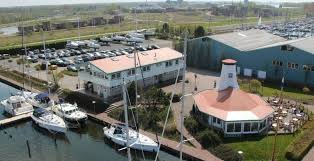 Lelystad city is located in netherlands at the 52.5083, 5.475 coordinates. Jachtmakelaardij Lelystad Schepenkring Jachtbrokers Ihr Yachtmakler