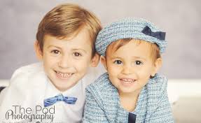 Dressing For Your Holiday Portraits