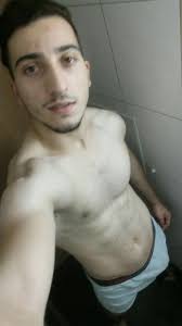 STR8 BAIT ALBANIAN HUNK WORKER SENT FAKE GIRL NUDES - ThisVid.com