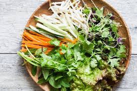 Vietnamese Beef Noodle Salad Bun Bo Xao Delightful Plate Recipe In 2020 Beef And Noodles Flavorful Beef Salad