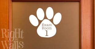 Wall Decals Decorate Your Animal Hospital Or Veterinarian Office Pet Clinic Animal Hospital Veterinarian Office