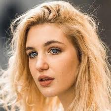 Casey Caraway's Instagram, Twitter & Facebook