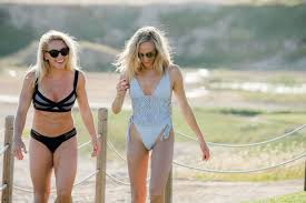Hot summer vacation / vacaciones de verano. Nastia Liukin Sam Peszek Invade Cabo Mexico Punch Front