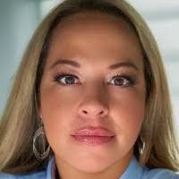 Kimberly Stoll's Instagram, Twitter & Facebook