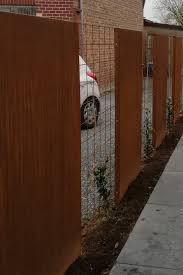 Sichtschutz Aus Cortenstahl Im Mix Mit Rankgitter Aus Cortenstahl Mit Mix Rankgitter Sichtschutz Sichtschutzgartenidee Fence Art Garden House Exterior