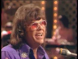 July 4, 1932 Marion Worth is born in Birmingham, Alabama. She becomes a  member of the Grand Ole Opry in 1963 after accruing a pair of Top 10 hits  in 1960: "That's