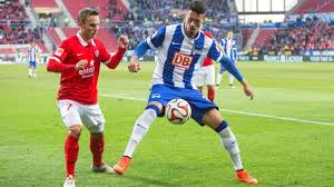 Sandro wagner is a german football manager and former professional footballer who played as a striker, he is the head coach of regionalliga. Wagner Wenn Ich Spiele Steigt Hertha Nicht Ab B Z Berlin