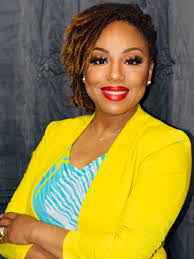 April Kerr's Instagram, Twitter & Facebook