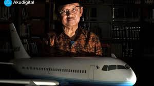 Biografi Bj Habibie Mr Crack Asal Indonesia Akudigital