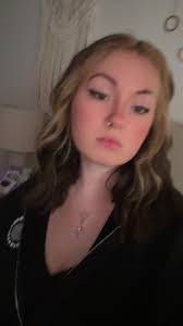 Ariel Mcgee's Instagram, Twitter & Facebook