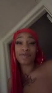 SweetsKaye (@sweetskaye)