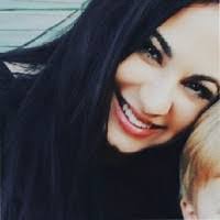 Gina Coates's Instagram, Twitter & Facebook