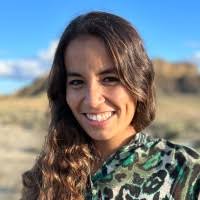 9 "Lola Tran" profiles