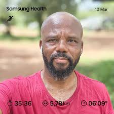 Hi all, thanks for having me here 😎 Name's Otto, born and raised in  Hungary, living in the UK for almost a decade now. Started running with a  woman, for a woman,