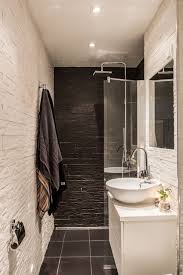 Un Studio Optimise Au Millimetre Planete Deco A Homes World Salle De Bains Etroite Idee Salle De Bain Petite Salle De Bain