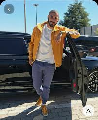 Karim benzema fifa 20 • player of the month sbc prices and rating. Pin By Missy Mis On Karim Benzema Mens Outfits Activewear Jackets Mens Street Style