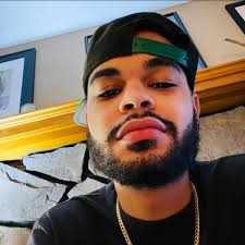 QB1 stepped into the spotlight at the ESPY's last night. 😎