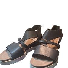 Amazon.Com | Muk Luks Women'S Spa Day Sandal, Black, Large | Slides