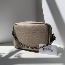 Boxwalla is very excited to have recently started stocking angela roi luxury handbags & wallets. Ethica On Twitter Our Current Summer Obsession Is This Grace Mini Crossbody In Mud Beige By Angela Roi Too Hot Out For The Metal Chain Strap You Say It Also Comes With A Vegan Leather Strap In The Same Color As The Bag Angelaroi Ethicalfashion