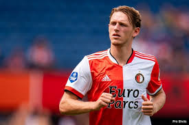 Feyenoord played against paok in 1 matches this season. Pmozikzk Sahjm