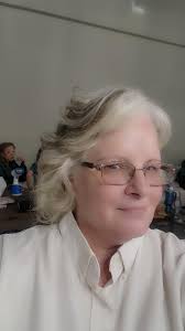 Hi girls. This is my first post here in the group, I've been crocheting for  about 3 years now and I just wanted to show you a baby blanket that I  finished