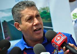 Henri Falcón: Si hay negociaciones con el gobierno