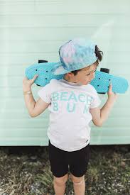 Pour un garçon, ce sont les testicules du lapin qu'il convenait de manger. Vetements Pour Enfants 10 Marques Quebecoises Craquantes Veronique Cloutier