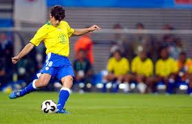 Ex jogador do sport, vasco, olympique lyonnais, al gharafa e nyrb. Andrea Pirlo E Sua Obsessao Pelo Chute De Juninho Pernambucano Conmebol