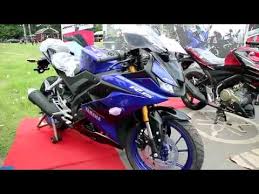 Keep supporting keep watching namskar dosto swagat hai apka new video me || aaj ki is video me hm bat kr rhe new yamaha r15 v3 racing blue bs6 ke bare me ||. New Yamaha R15 2019 Blue Colour Youtube