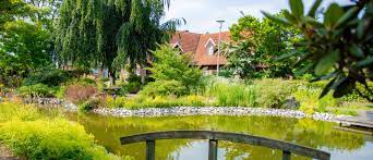 Has its registered office in siegburg, germany. Startseite Ahrens