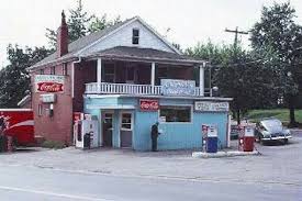 Gaunces In Winchester Ky Everyone Use To Walk Here When We Got Out Of Belmont Junior High To Get An Ale 8 Grippo S Bbq Chip House Styles Winchester My Home