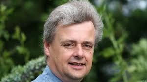 Kirchen: Verlierer der Einheit?