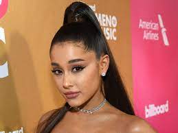 Ariana grande, who is known for her sleek, swishy ponytail, also gave followers a rare glimpse of her naturally curly hair, and it was a good reminder that not all is what it seems when it comes to. Ariana Grande Wears Her Hair Down On Tour Photos Allure