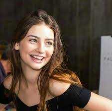 Jasmine Gosnell's Instagram, Twitter & Facebook